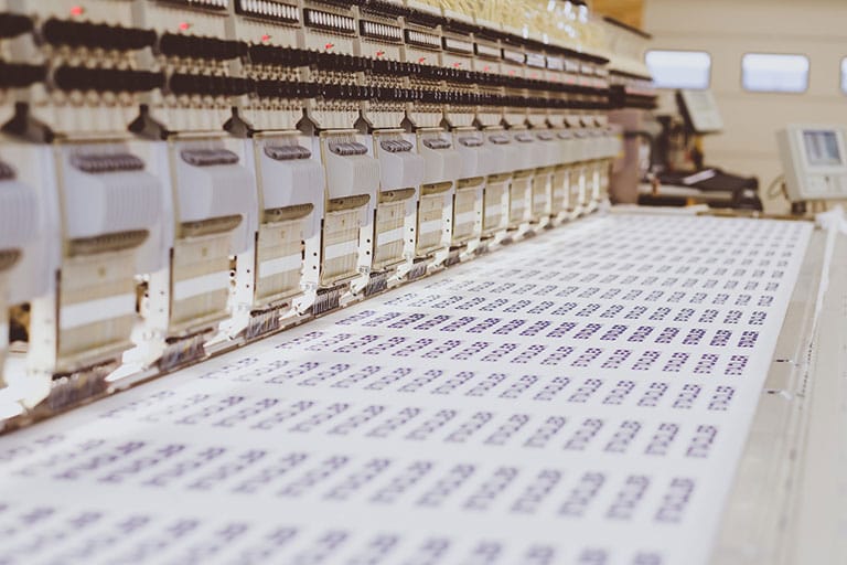 Embroidery machine with 18 heads>